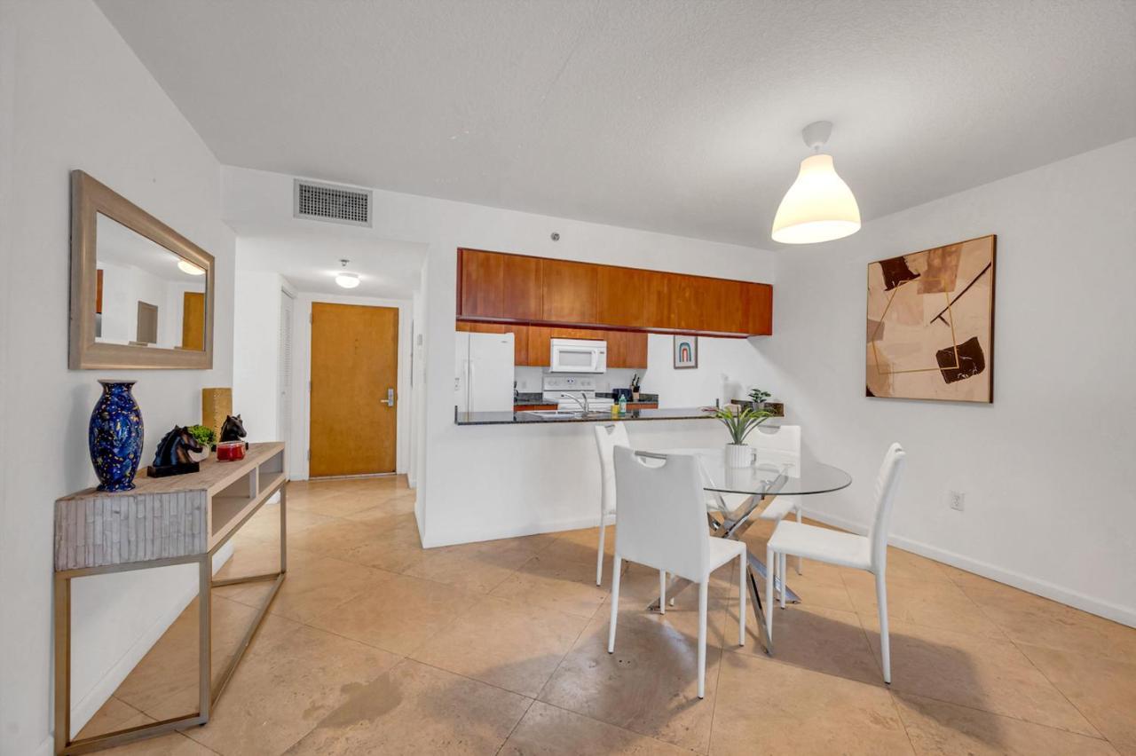 Gorgeous 1Br Condo Brickell-Freeparking Miami Exterior photo